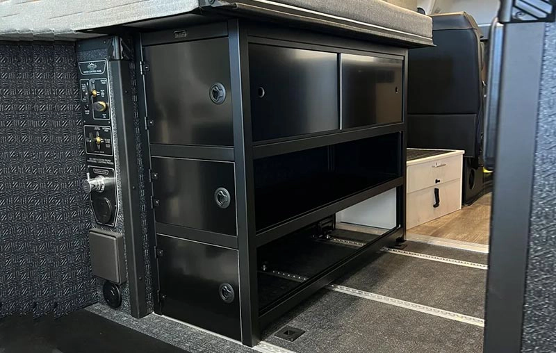 gss-garage-storage-system-cargo-tray